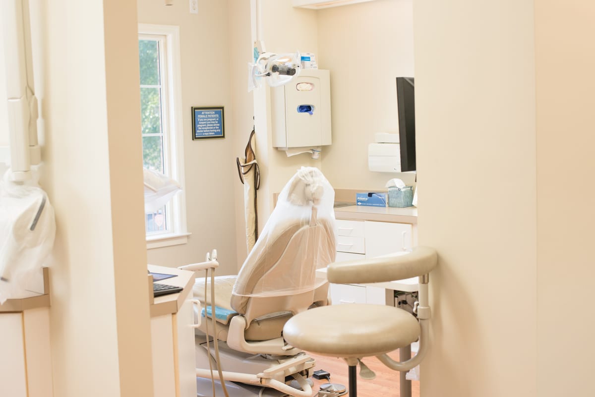A treatment room at Advanced Dental Care of Lexington, set up and ready for a patient